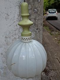 lampadario vintage in vetro bianco 