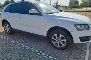 audi Q5 2.0  2011