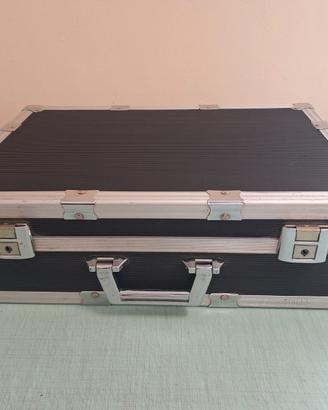 flyghtcase