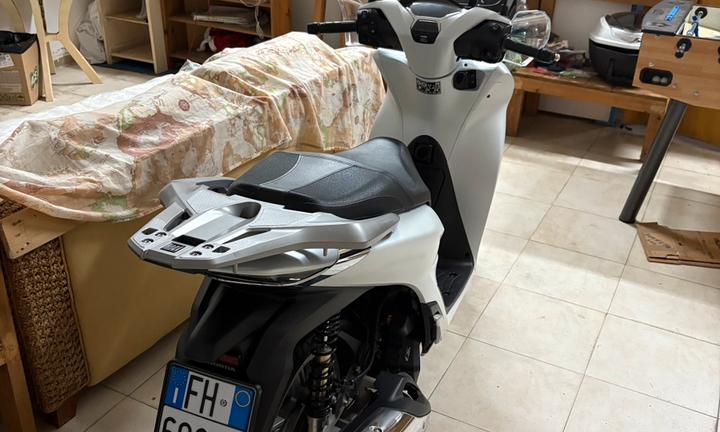 Honda sh 125 ABS nuovo PREZZO trattabile