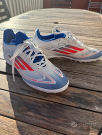 Scarpini da calcetto Adidas F50