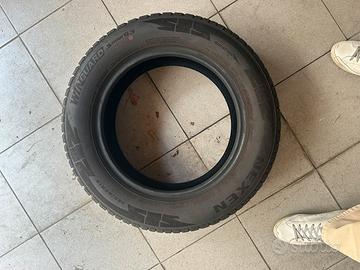 Set di ruote per auto