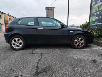 Alfa Romeo 147 1.6 T.S. 105 CV 3p Progression
