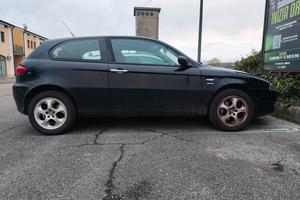 Alfa Romeo 147 1.6 T.S. 105 CV 3p Progression