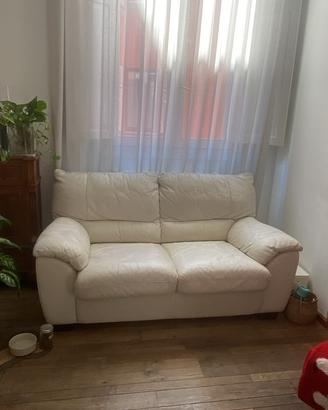 set di due divani e puf (anni 2000)