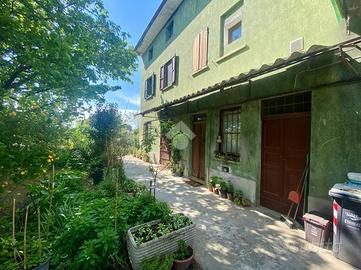 CASA INDIPENDENTE A ISOLA SANT'ANTONIO