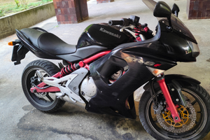 Kawasaki er6f 650 nera