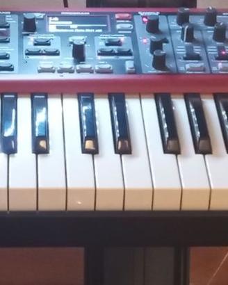 Piano Nord Electro 5D 73 con Stand,pedale&Borsa