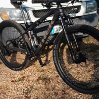 trek supercaliber 9.8 xt 2023 gen1