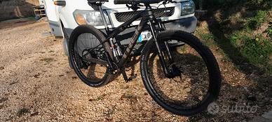 trek supercaliber 9.8 xt 2023 gen1