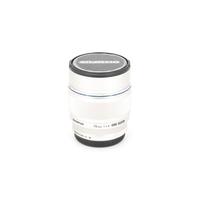 Olympus M.Zuiko Digital ED 75mm f/1.8 - Silver