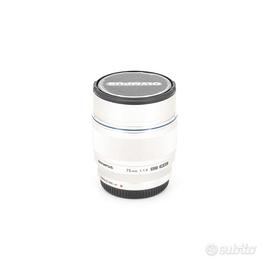 Olympus M.Zuiko Digital ED 75mm f/1.8 - Silver