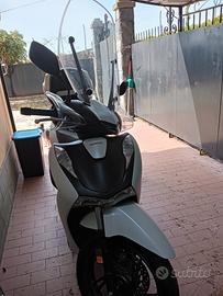 scooter Sh 150 sport 800km nuovo