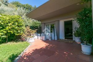 VILLA A SCHIERA A PREDAPPIO
