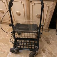 Deambulatore con cestello pieghevole