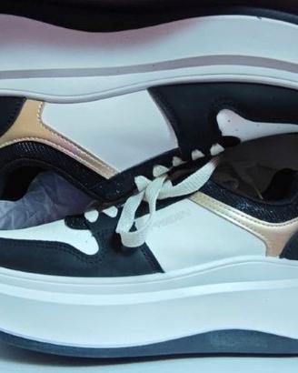Sneakers Donna Freddy