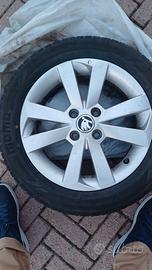 Pneumatici + 4 cerchi in lega originali Skoda 15"