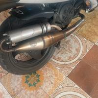 PiaggioMarmitta Leo vince tt guardare descrizione