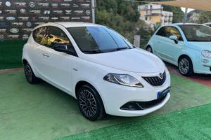 Lancia Ypsilon 1.0 FireFly 5 porte S&S Hybrid Silv