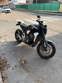 Honda CB1000 R