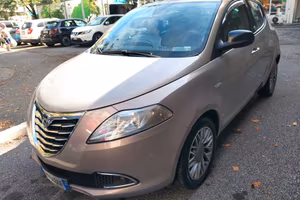 Lancia Ypsilon 1.4 Unyca Ecochic GPL