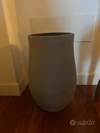 Vaso in terracotta grigio