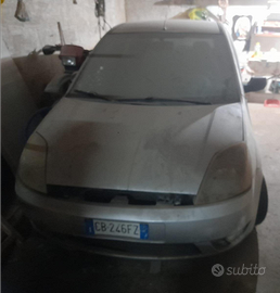 Ford fiesta 2002 per pezzi di ricambio