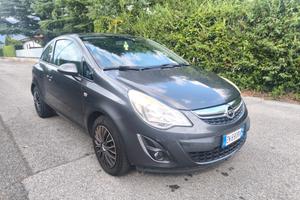 OPEL CORSA 1,2 BENZINA- KM 110000- OK NEOPATENTATI