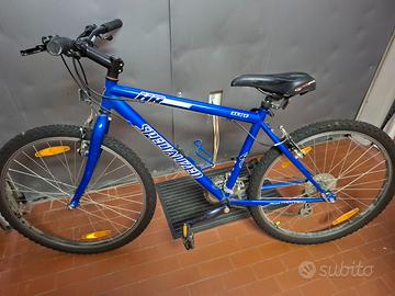 Mountain bike  Specialized Hardrock