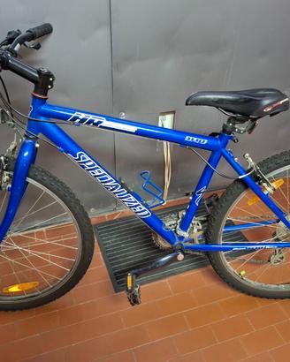 Mountain bike  Specialized Hardrock