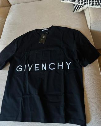 Maglietta givenchy