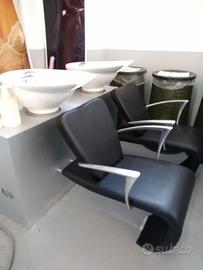 Parrucchiere: 3 poltrone lavatesta e 2 lavandini