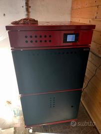 caldaia a pellet Geysir 24 FAMAR 