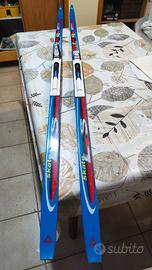 sci e scarponi da fondo stile pattinato