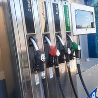 Attrezzature per distributore di carburanti