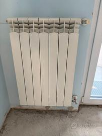 Termosifoni alluminio usati