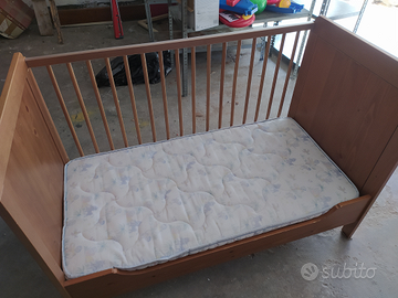 Lettino Ikea con materasso