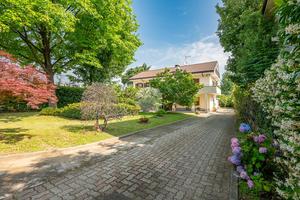 VILLA SINGOLA A GRUGLIASCO