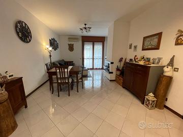 Mirano ampio appartamento 2 camere