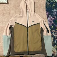 Felpa uomo Nike Tech Fleece con cappuccio