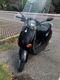 Vespa 50cc 4 Tempi anno 2002