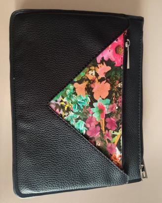 Pochette nera