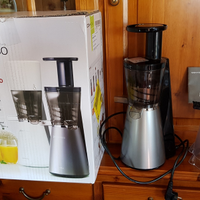 Estrattore di succo a freddo coway altissima quali