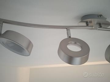 Lampadario a barra LED