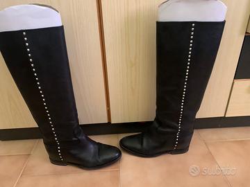 Stivali Via Roma 15