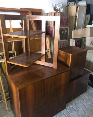 Camera da letto in legno noce nazionale