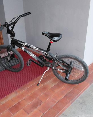 Bici BMX Freestyle Nera