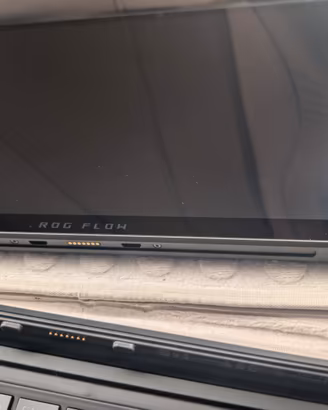 Asus rog flow z13 (2025) Ai max 390