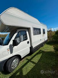 Camper mansardato del 1999