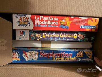 Giochi in scatola assortiti (monopolino…)